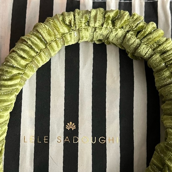 🆕Lele Sadoughi Kelly Chunky Chartreuse Green Gathered Velvet Headband::NWT:: - Picture 10 of 10